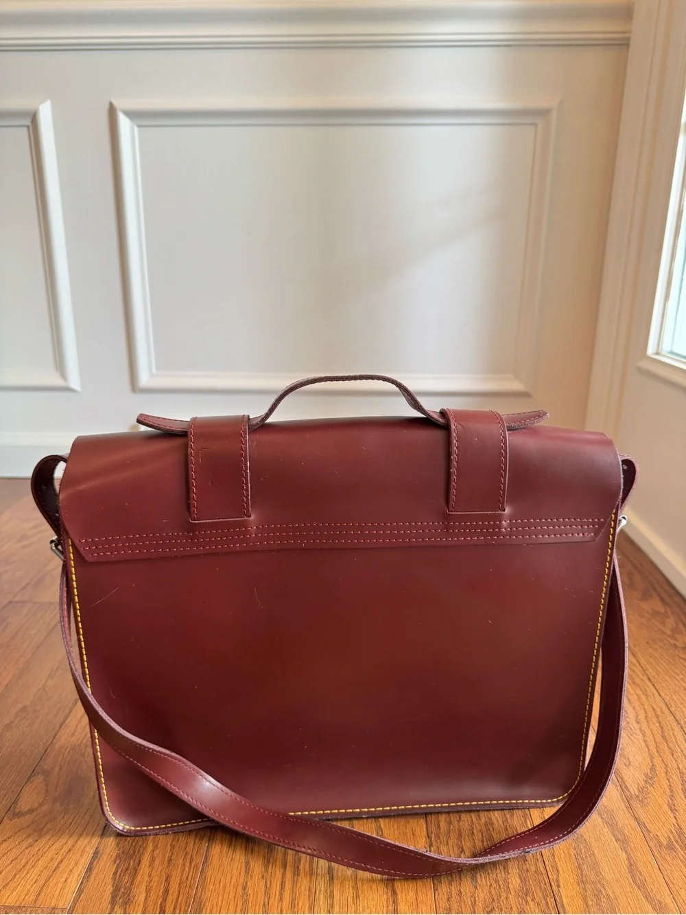 Dr Martens 15 Inch Cherry Red Leather Satchel Laptop Bag EUC